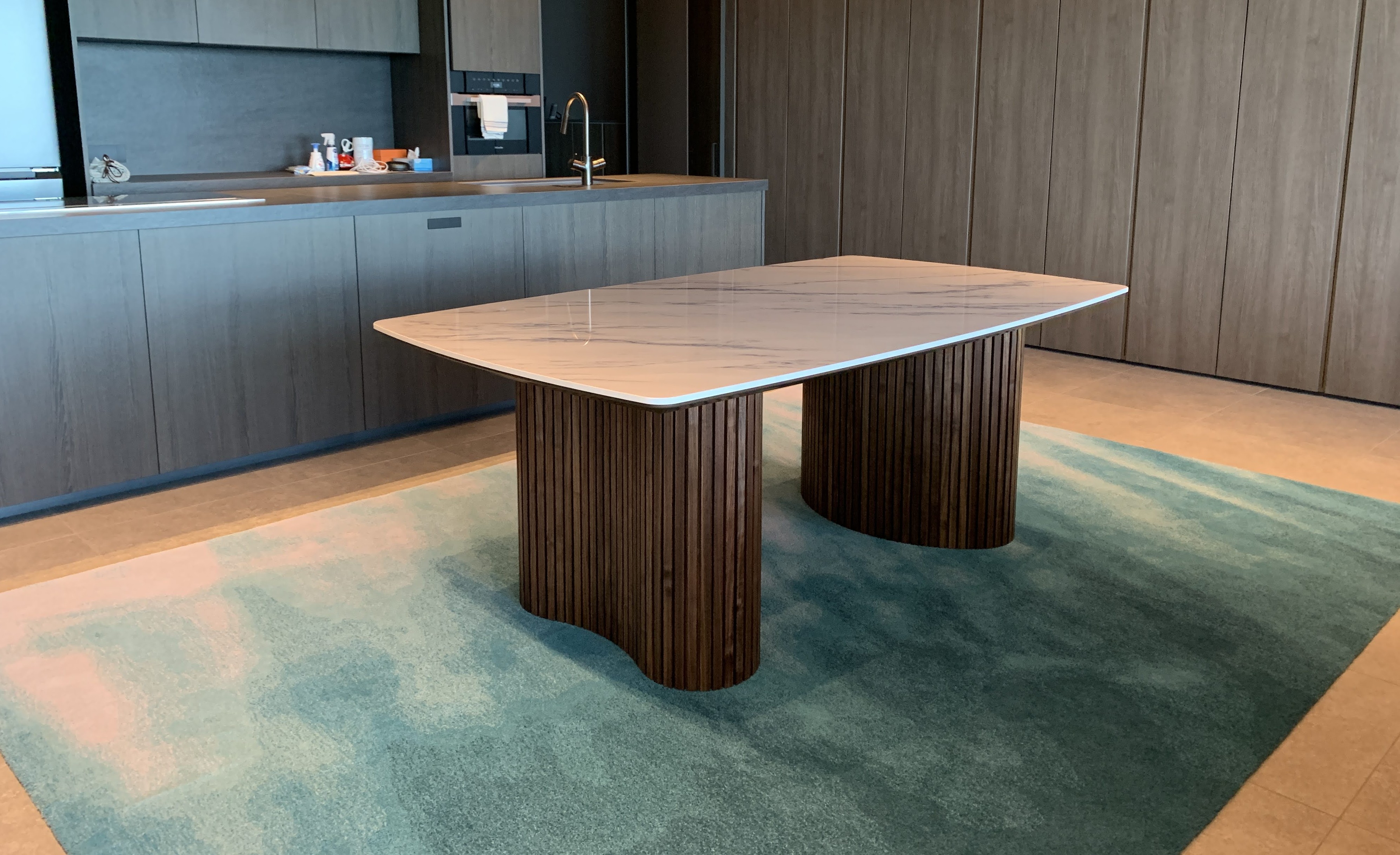 ダニエル家具　特注テーブル　オーダーメード家具